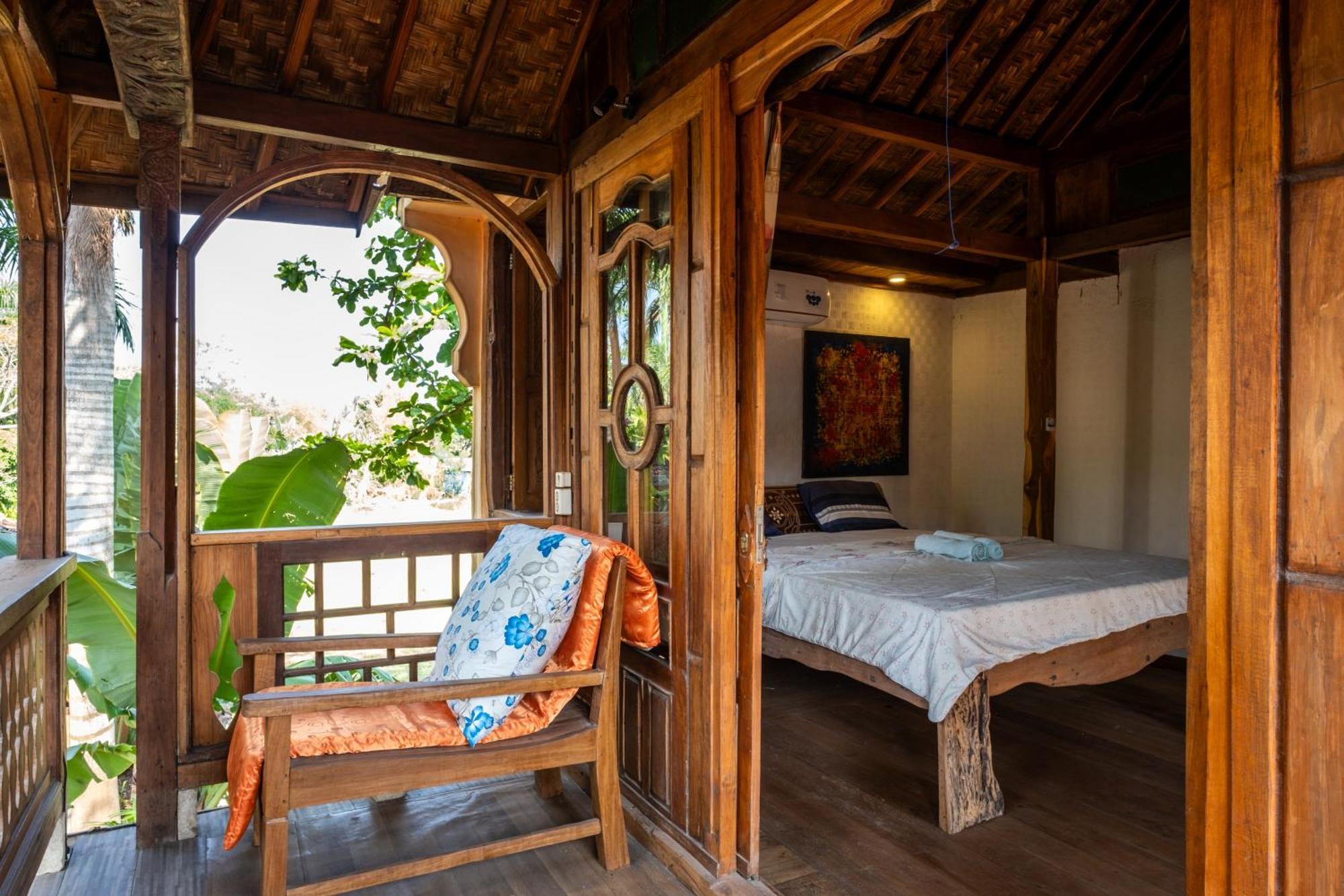 Lombok Stanley Garden Villas Montongbuwoh Exterior photo