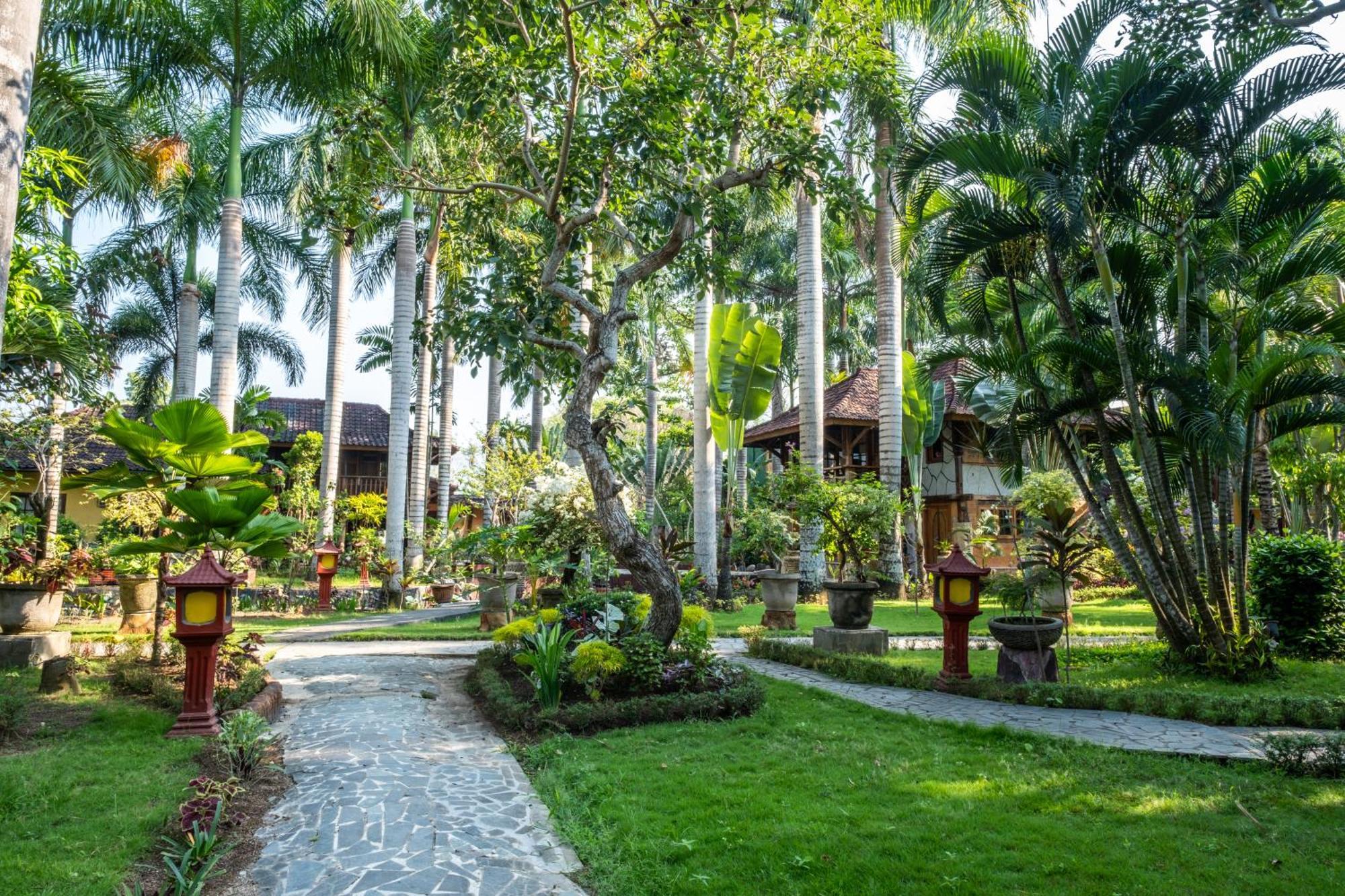 Lombok Stanley Garden Villas Montongbuwoh Exterior photo