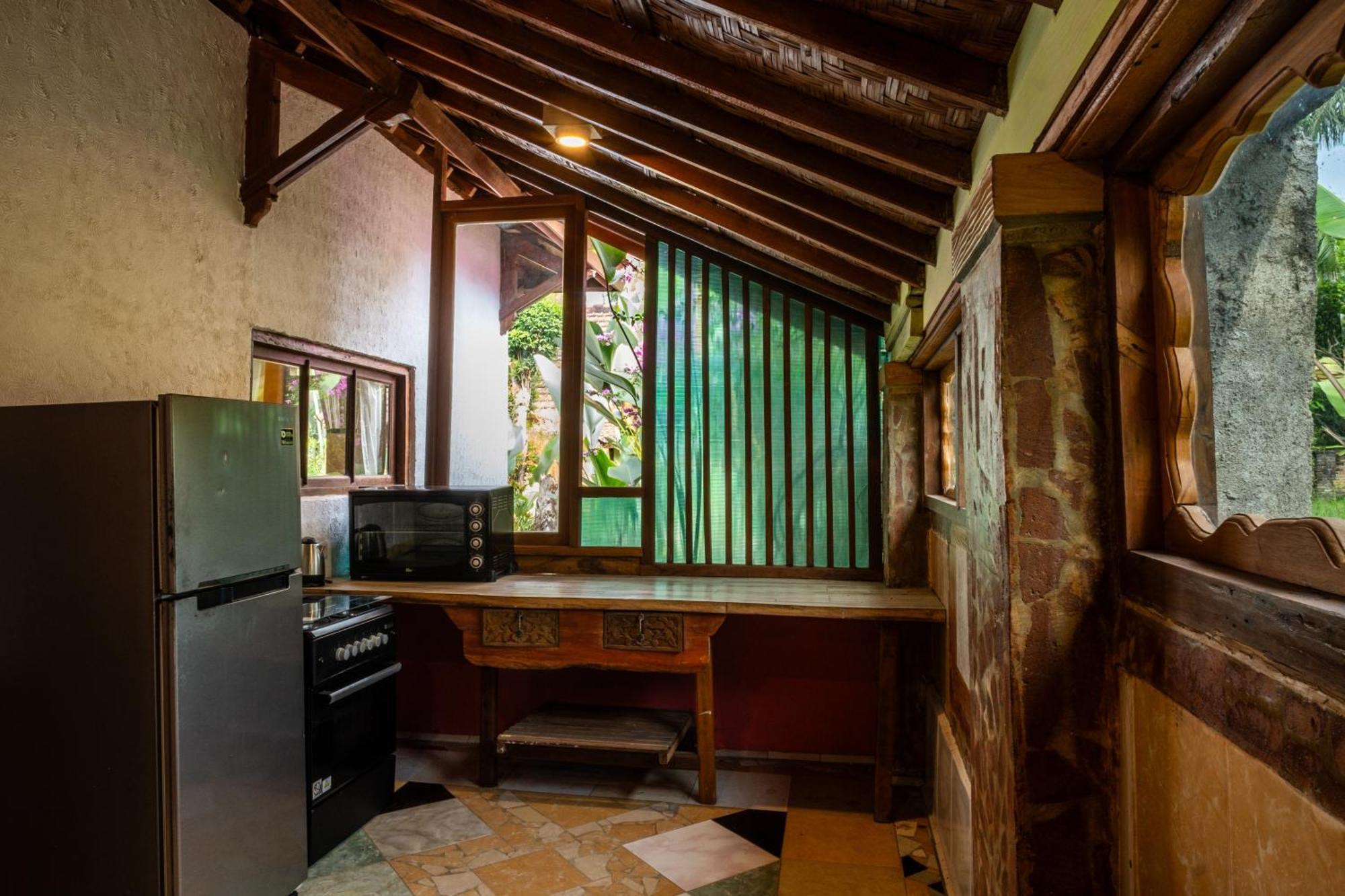 Lombok Stanley Garden Villas Montongbuwoh Exterior photo