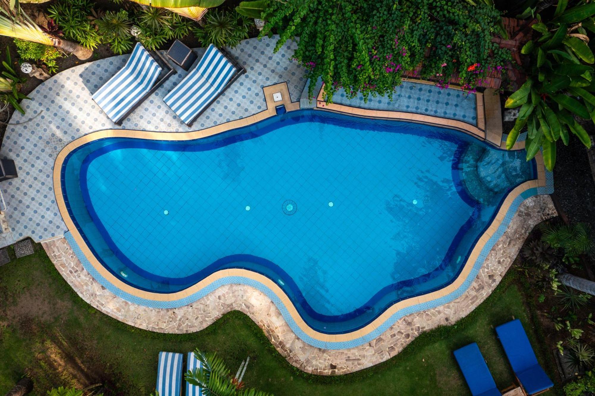 Lombok Stanley Garden Villas Montongbuwoh Exterior photo