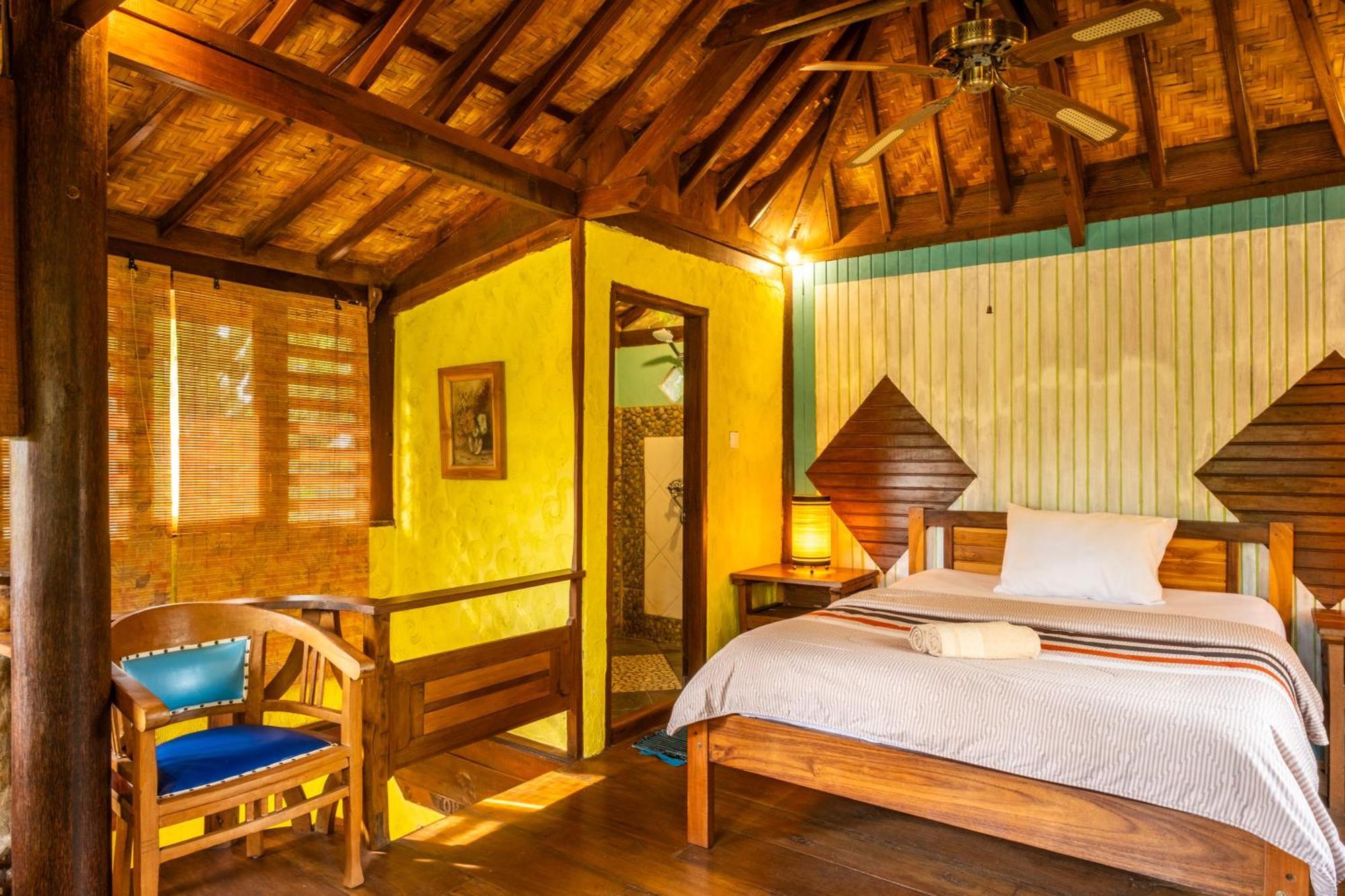 Lombok Stanley Garden Villas Montongbuwoh Exterior photo