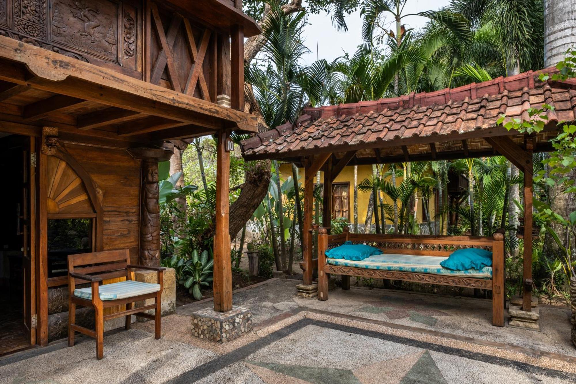 Lombok Stanley Garden Villas Montongbuwoh Exterior photo