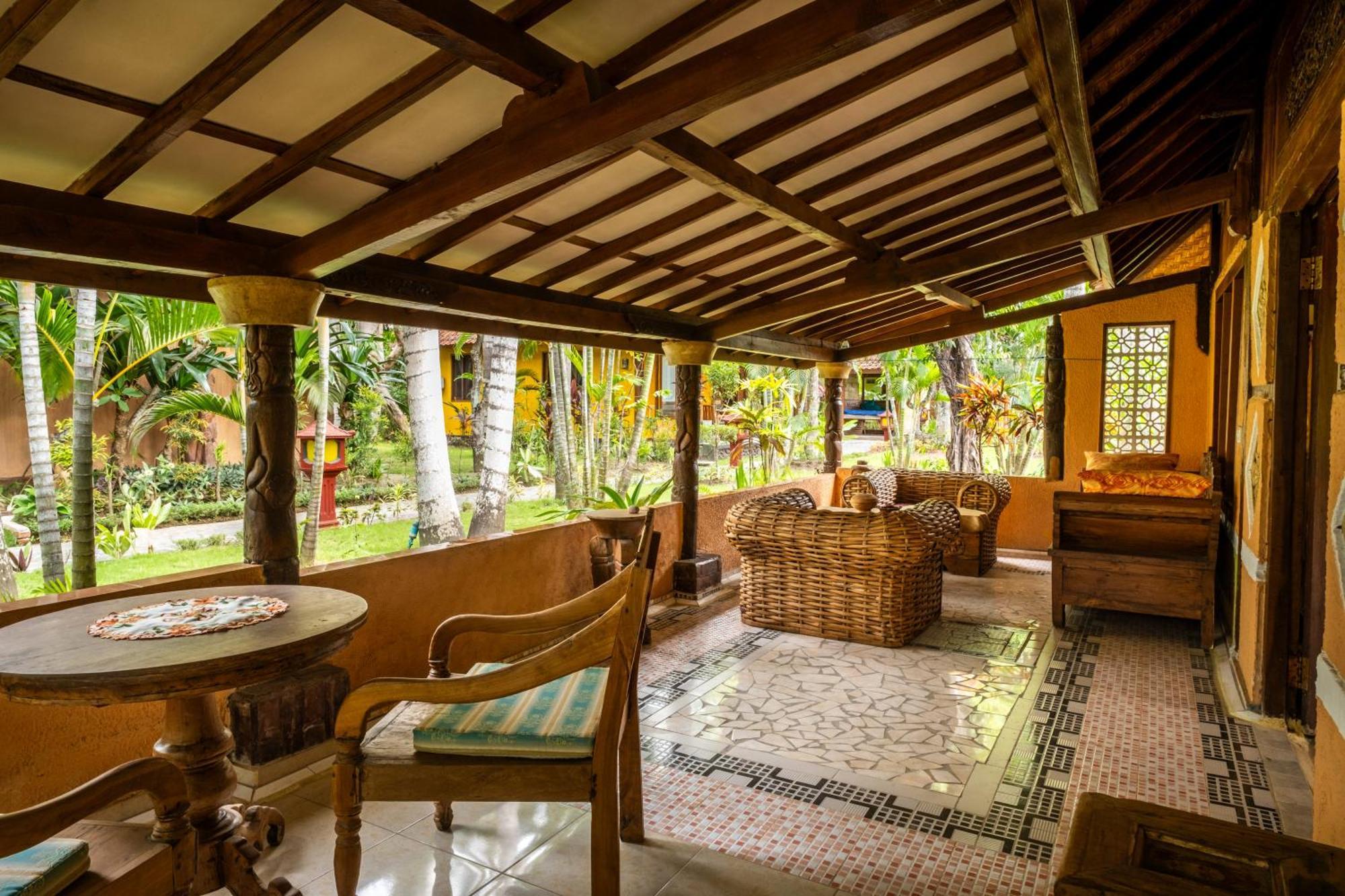 Lombok Stanley Garden Villas Montongbuwoh Exterior photo